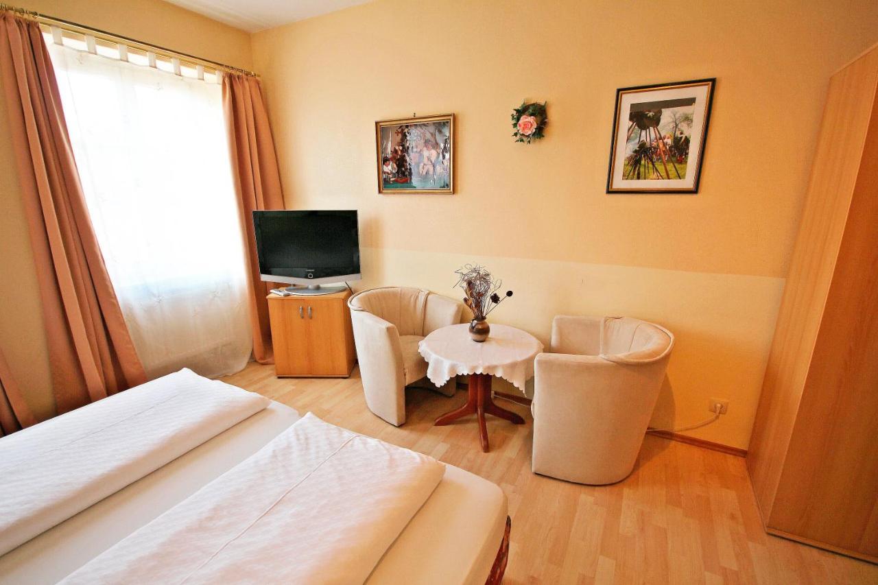 Gaestehaus Edith Rothenburg ob der Tauber Zewnętrze zdjęcie